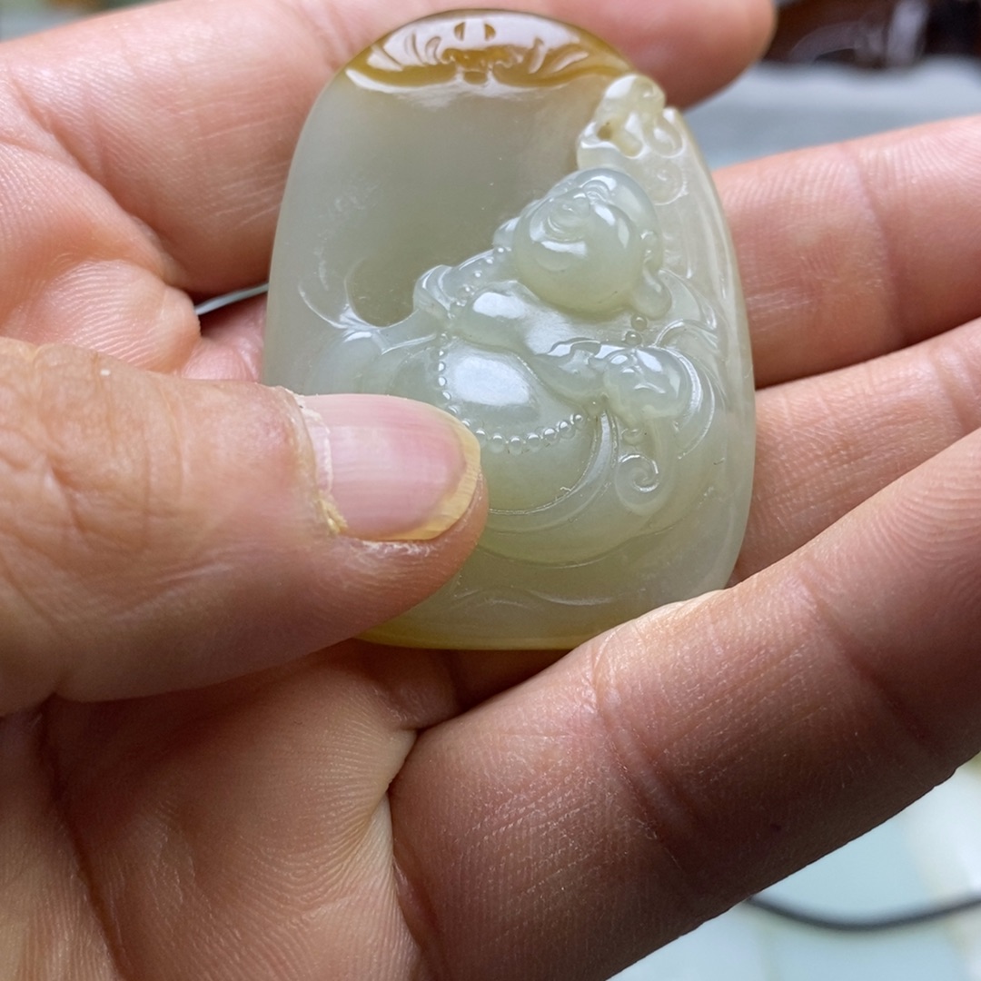 聚***店和田玉未镶嵌吊坠(不含链)