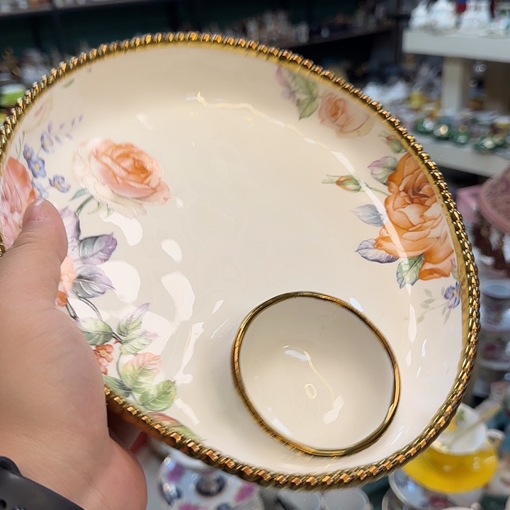 鹿与海陶瓷有限公司