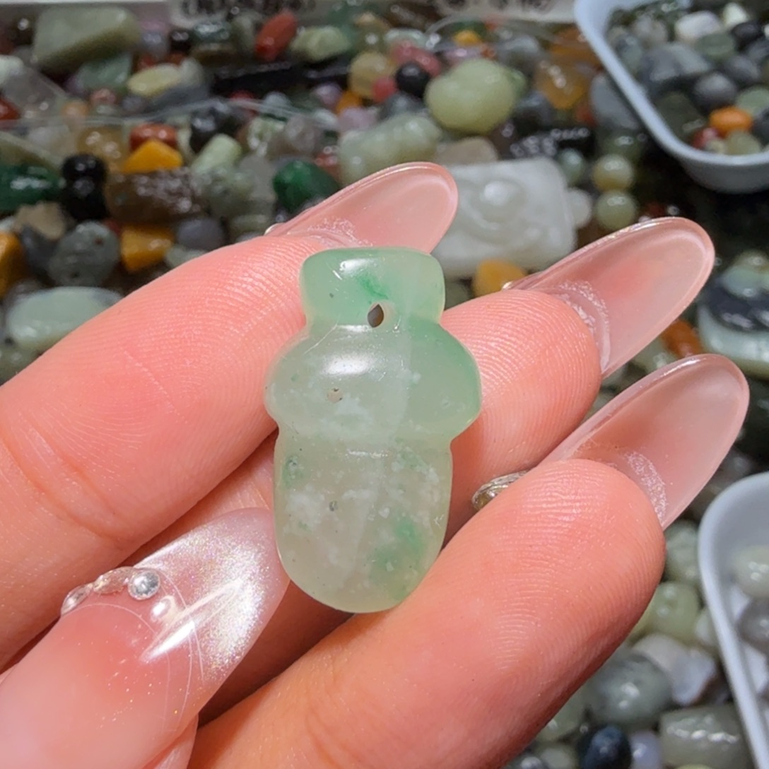 和田玉未镶嵌珠宝半成品