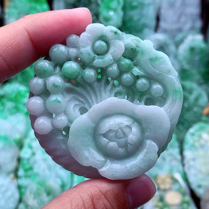 翡翠吊坠(不含链)未镶嵌