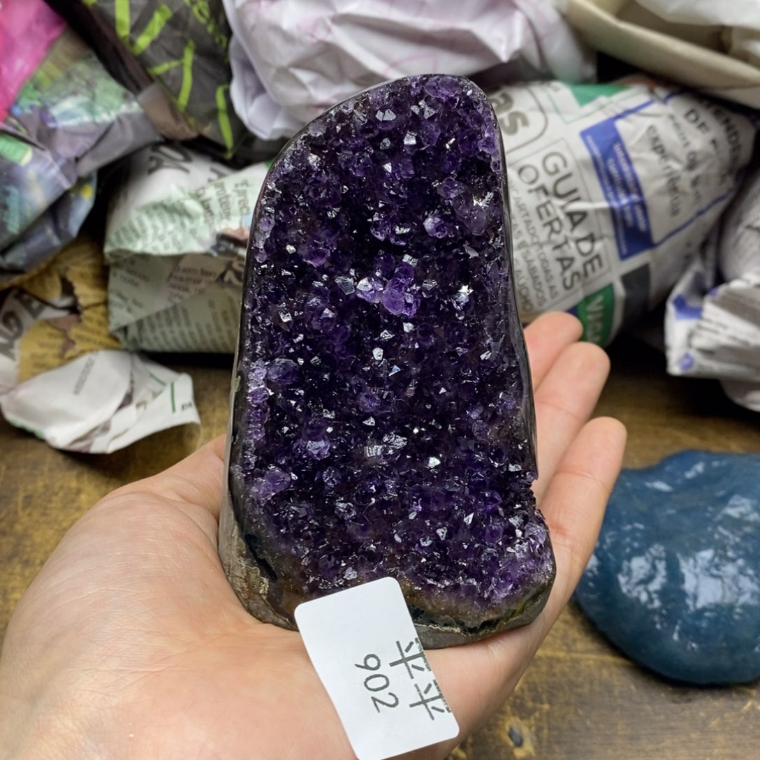 紫晶乌拉圭未镶嵌