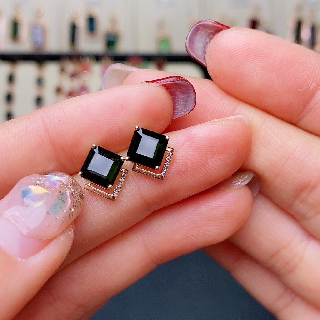 碧玺耳钉深色18K金镶嵌尤**产