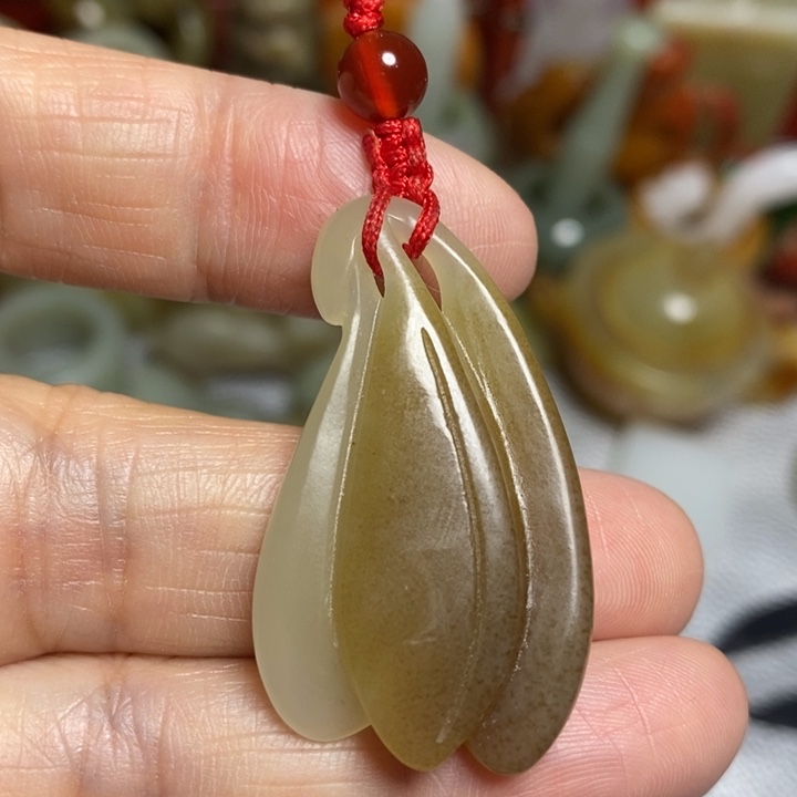 和田玉（糖玉）颈饰未镶嵌