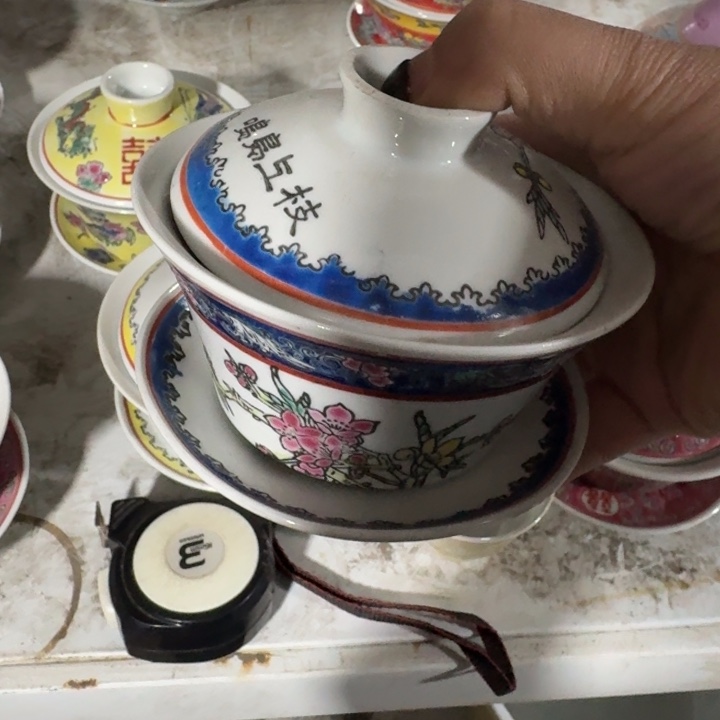 摆件景泰蓝在所难免