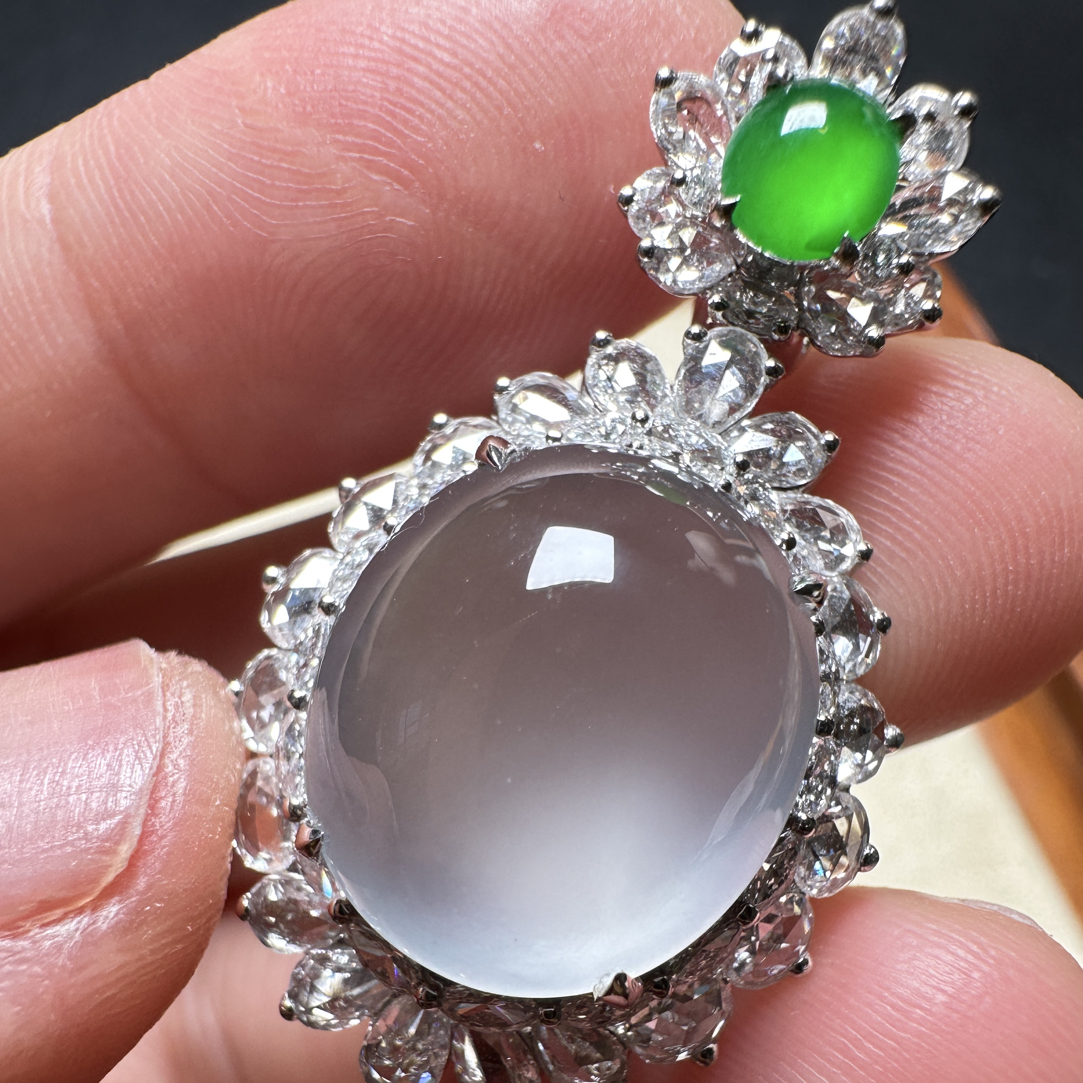 天然缅甸A货翡翠吊坠