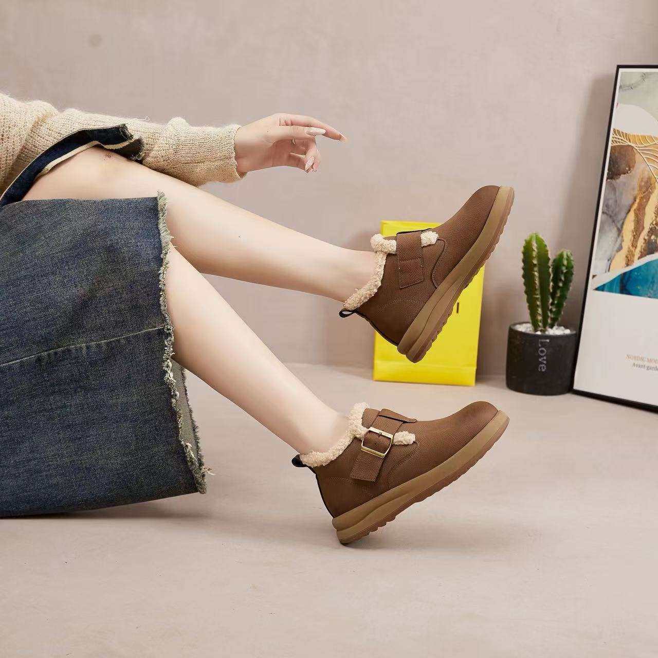 【小暖阳】2026年新款保暖加绒时尚冬季雪地靴短筒雪地靴9982