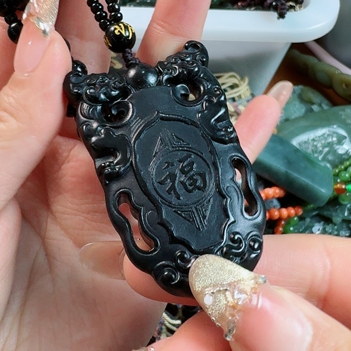 和田玉挂件未镶嵌