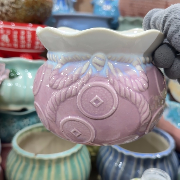 凑9块包邮，有孔，陶瓷花盆