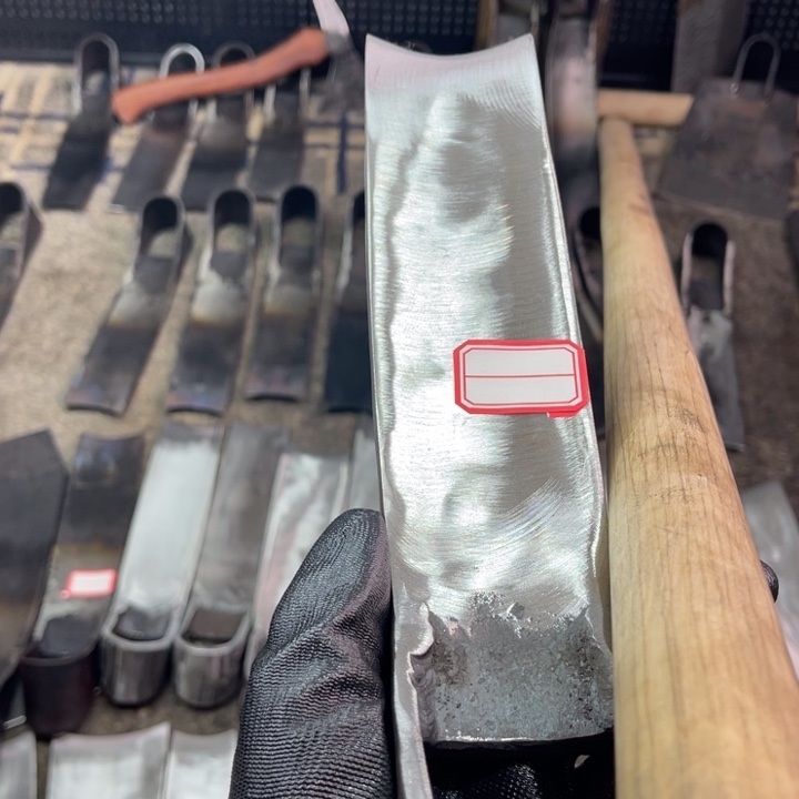 大***狼龙泉手工制作工艺锄头一套