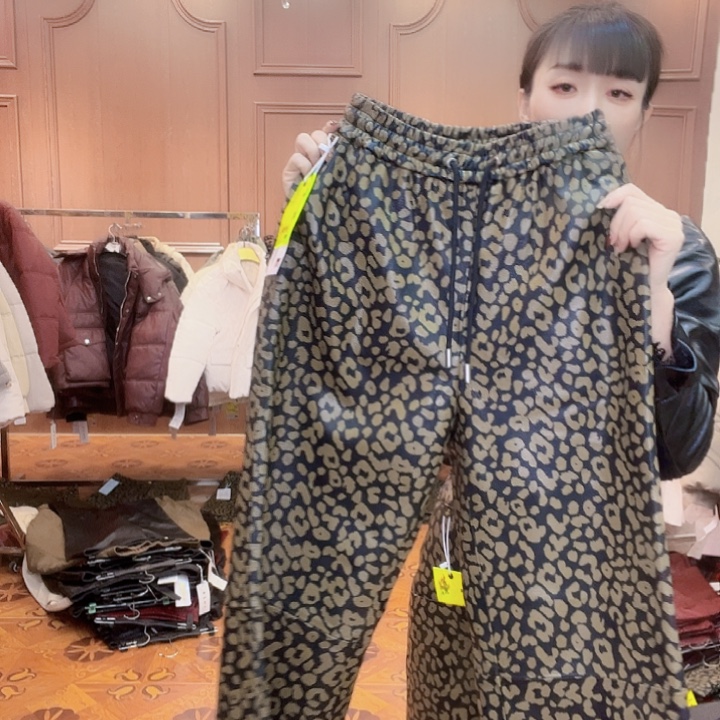 110……120斤皮长裤