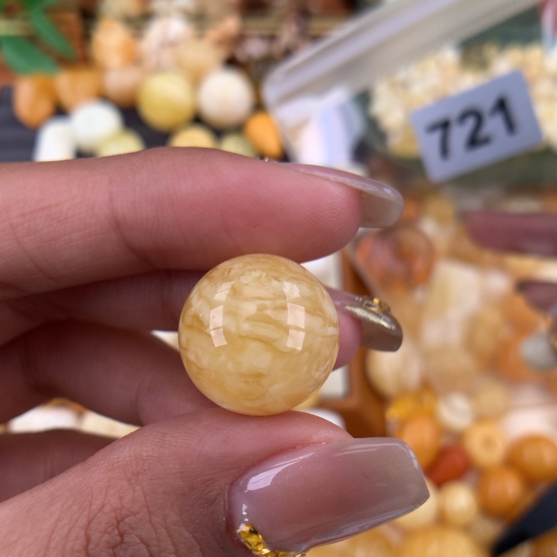 琥珀珠宝奇石未镶嵌16.8 微粉