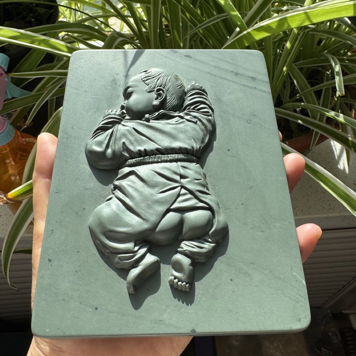 水泉老坑无纹鹦哥绿大地之子方盒砚尺寸：16.1*12*5