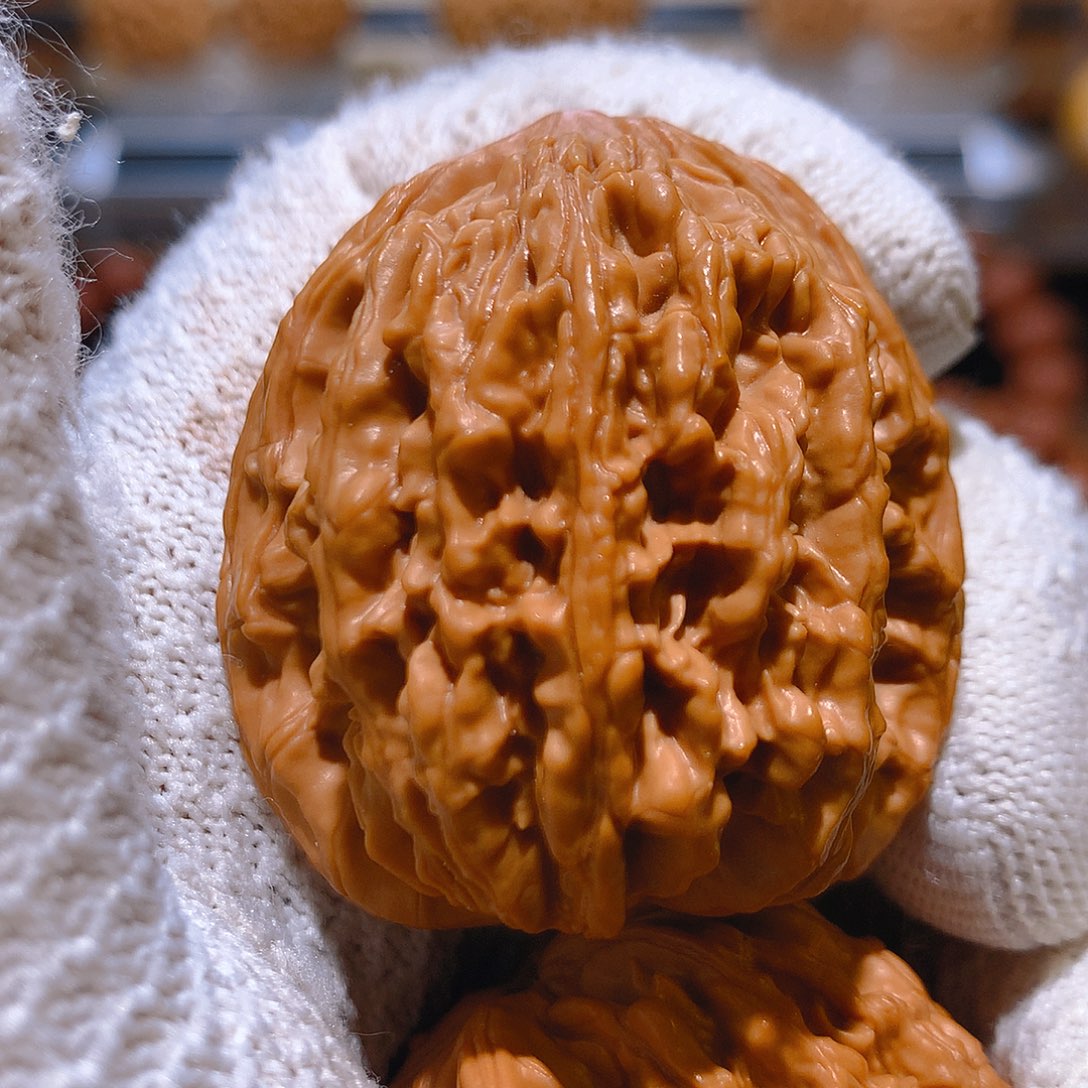 39+山西汉高虎文玩核桃