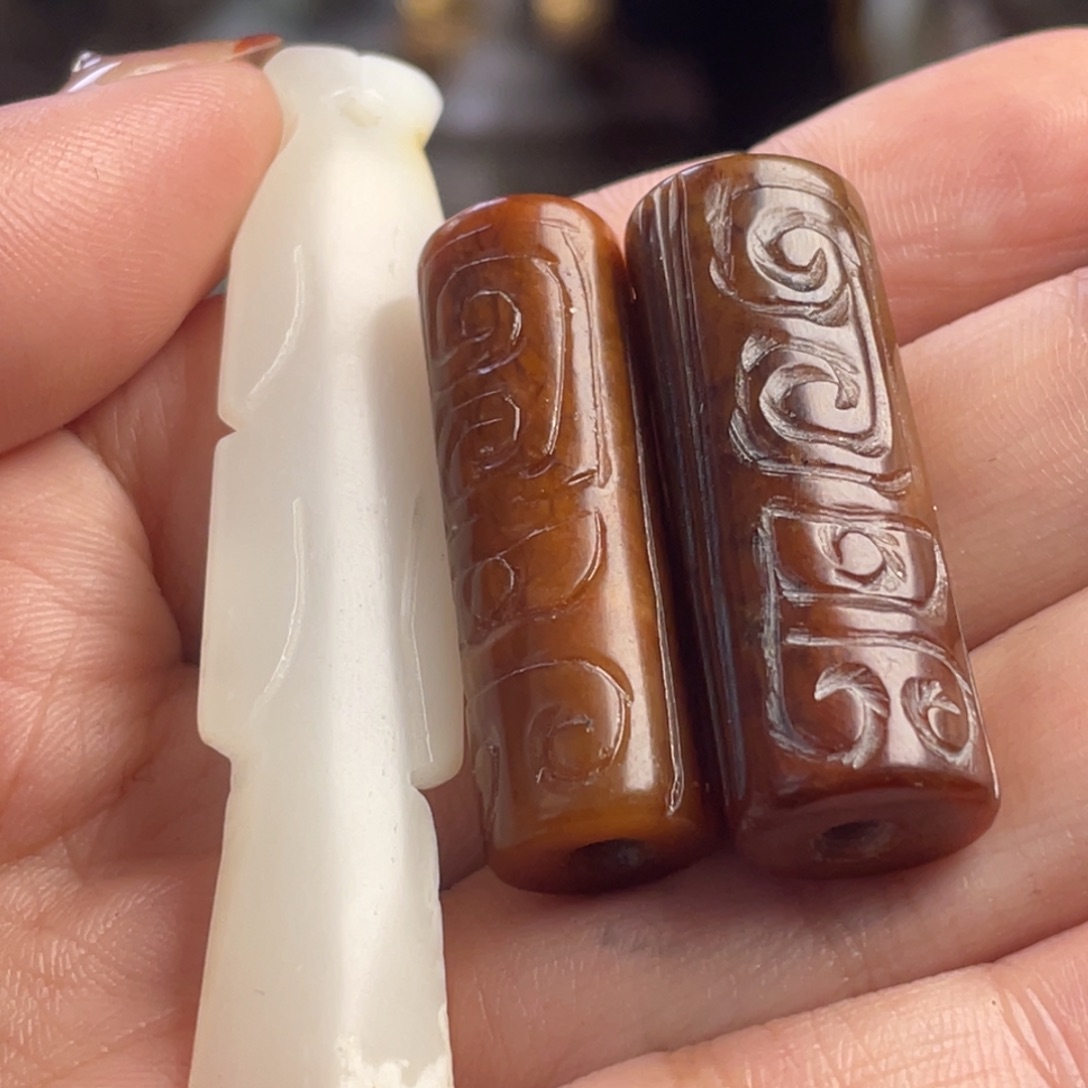 无***刚和田玉未镶嵌颈饰