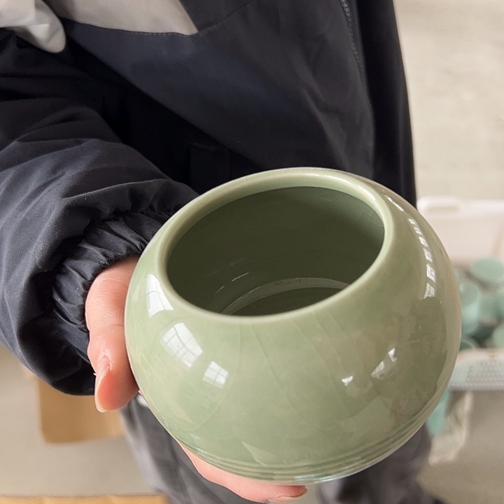 青瓷小米茶器龙泉青瓷