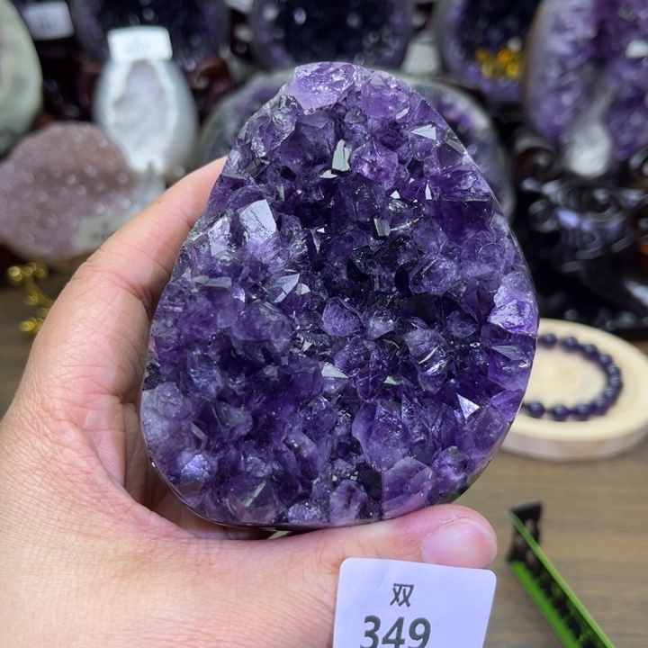 未镶嵌大型摆件（非配饰）水晶