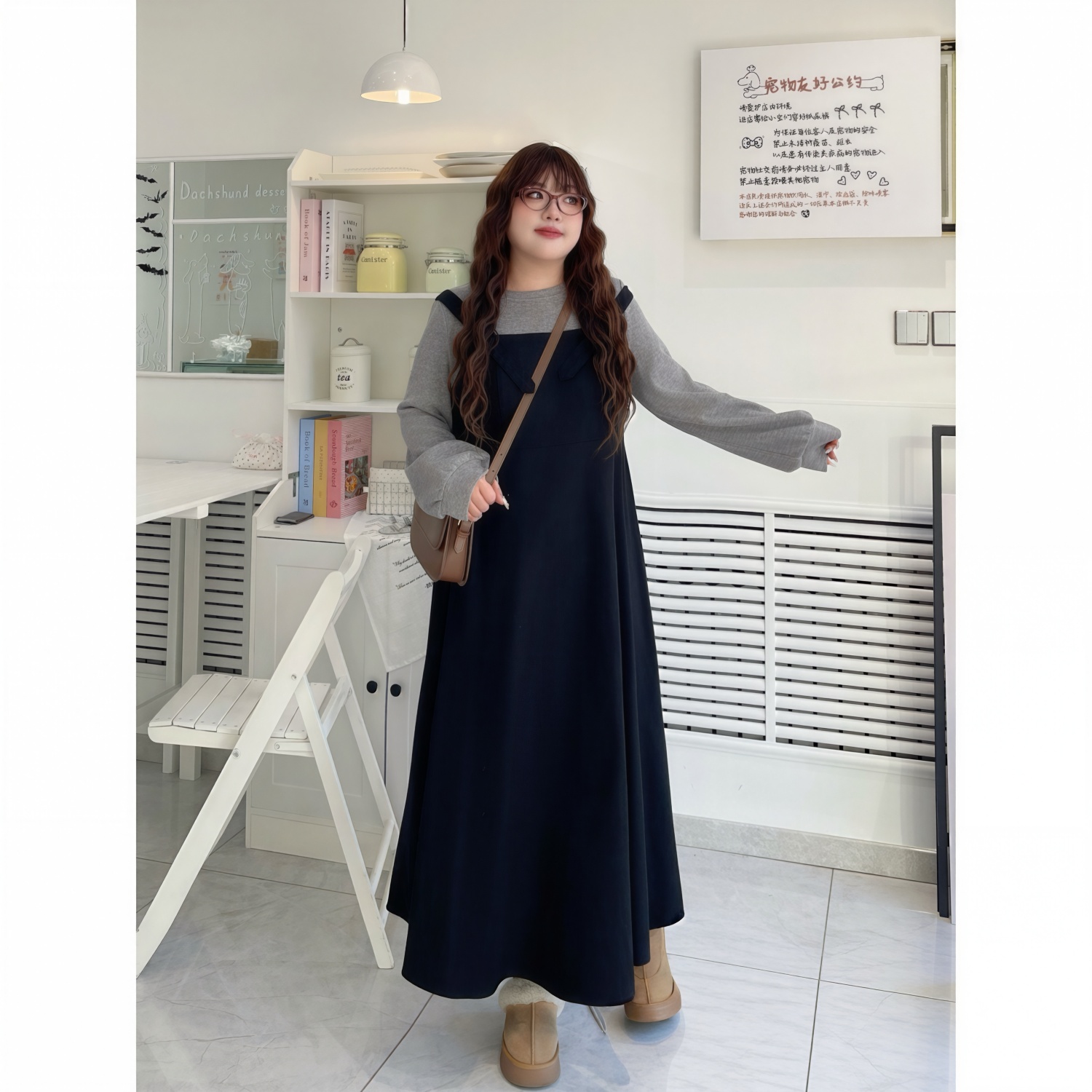 花契“焦糖可丽”大码女装冬季简约200斤胖mm复古拼接连衣裙16041-C