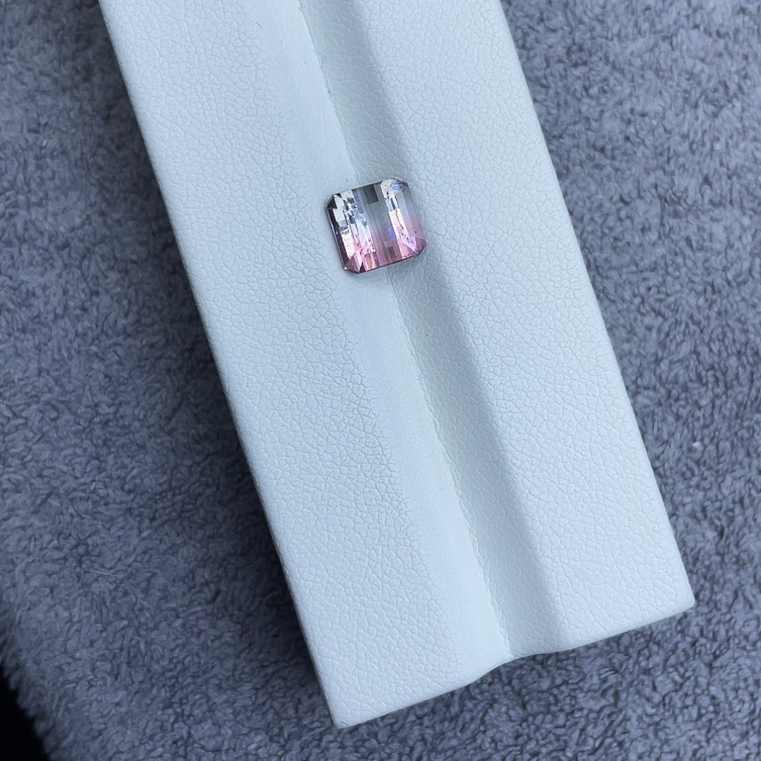 裸石未镶嵌碧玺2Ct西瓜