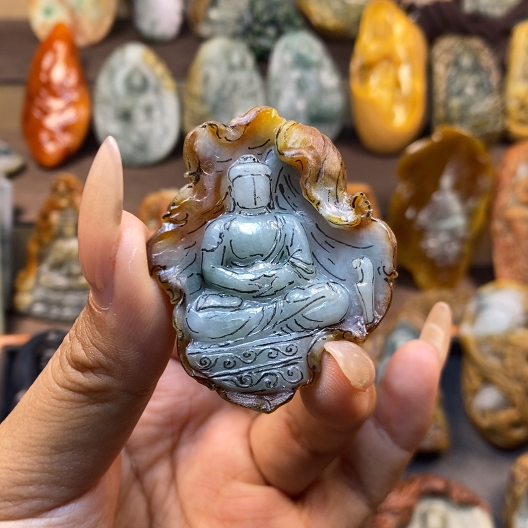 定制翡翠未镶嵌一叶佛