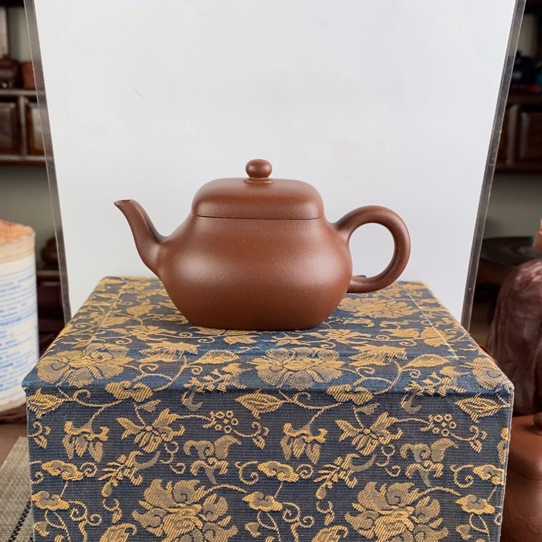 在***船茶壶紫砂宜兴紫砂工艺美术精品