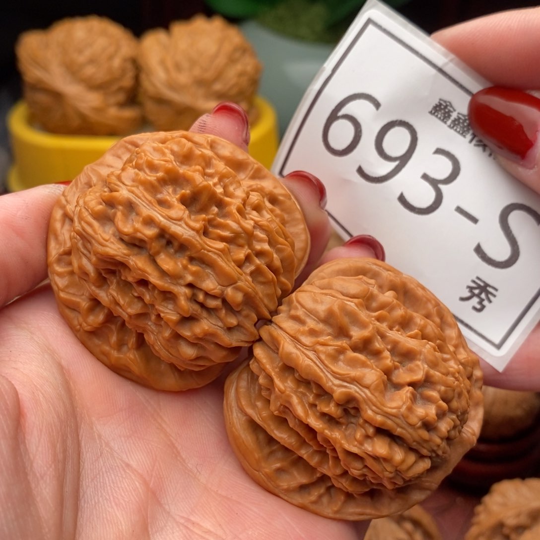 文玩核桃把件汉高楼43