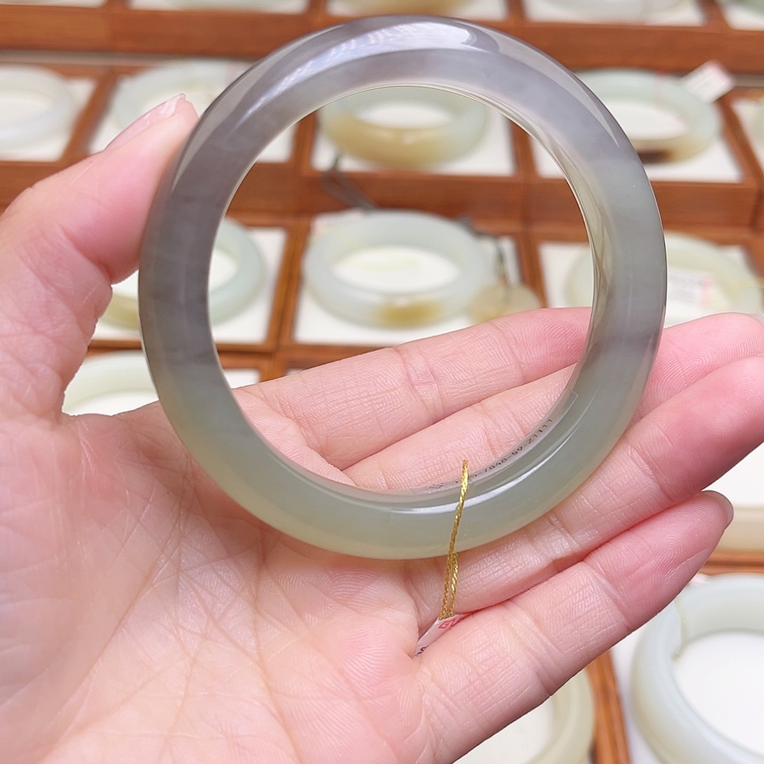 和田玉手镯未镶嵌58.7