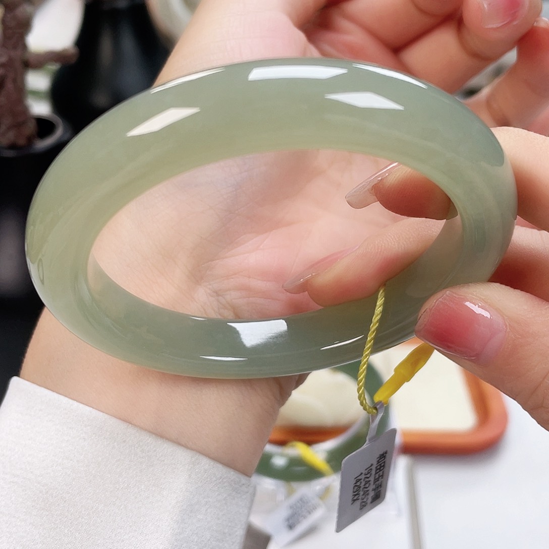 和田玉手镯6零未镶嵌