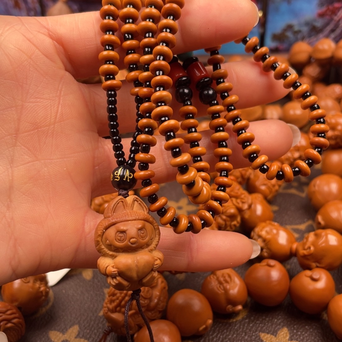 橄榄核手串拉布布