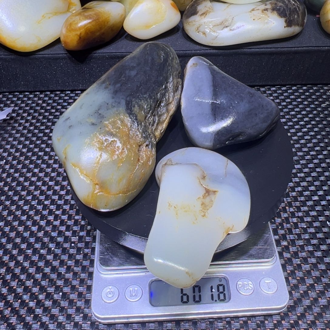 万***8和田玉（子料）未镶嵌吊坠(不含链)601