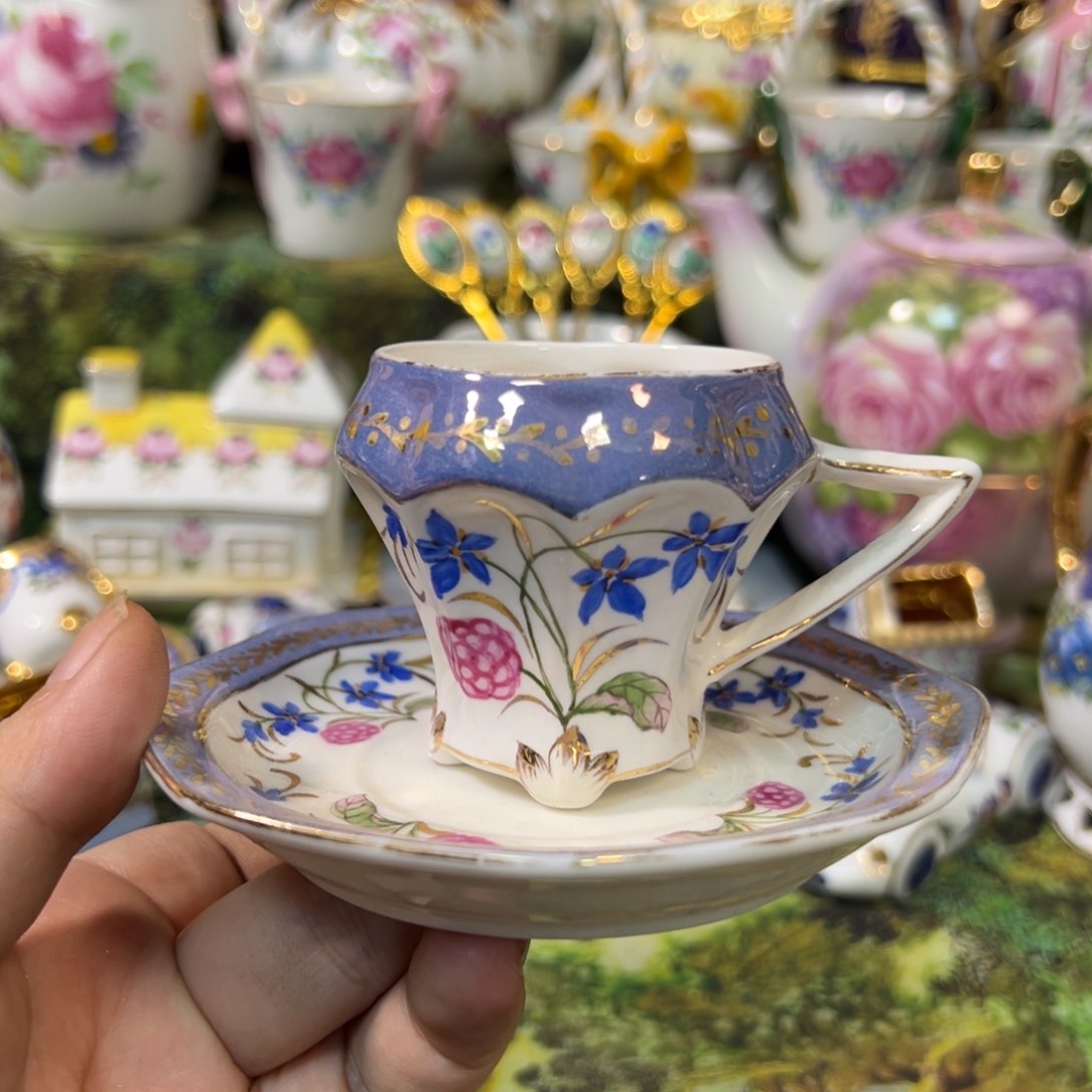 摆件鹿与海陶瓷家居用品有限公司