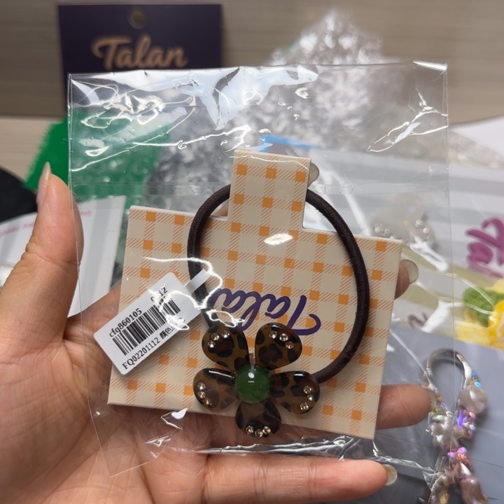奶***黄布艺非金属豹纹小花发绳