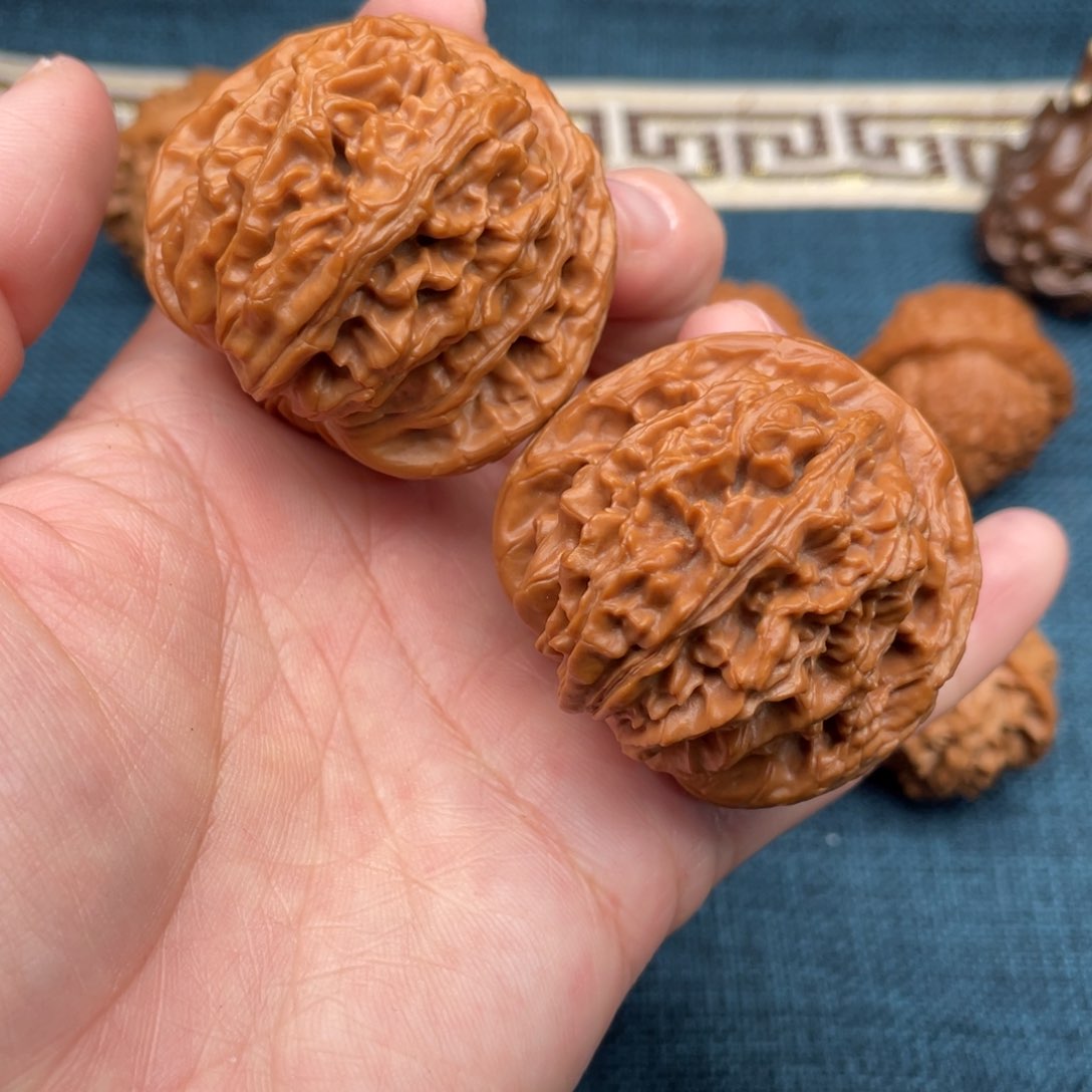 文玩核桃把件45平谷红皮楼49.8克