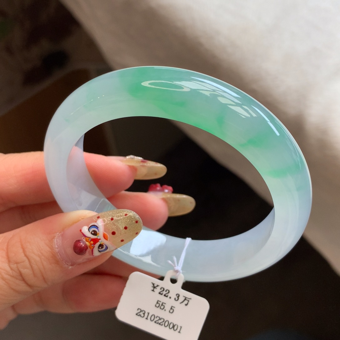 翡翠手镯未镶嵌55.5冰阳金丝绿正圈