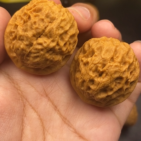 文玩核桃把件41尺铁绣球