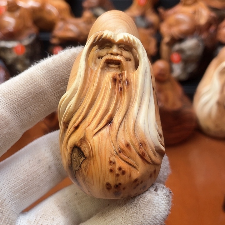 柏木（崖柏）Hhhhhhgggffdddfgm