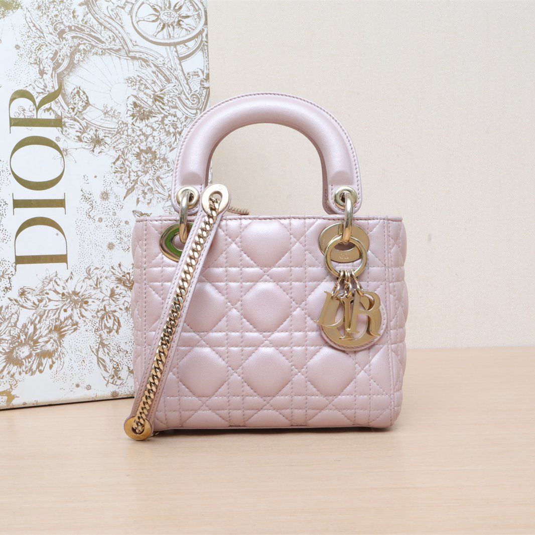 95新 DIOR/迪奥 【娇】Lady Dior 戴妃包 三格 887853
