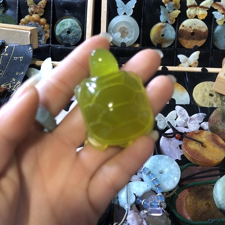 岫玉未镶嵌岫玉挂件