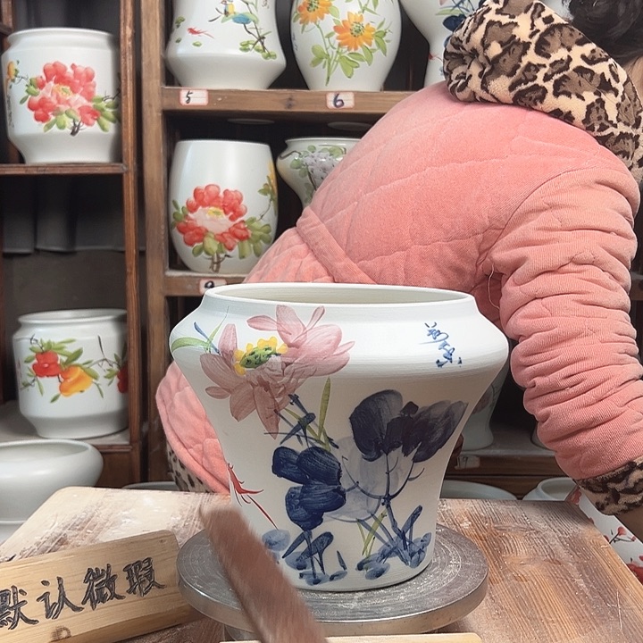 摆件高20口18.5青花荷花新款陶瓷