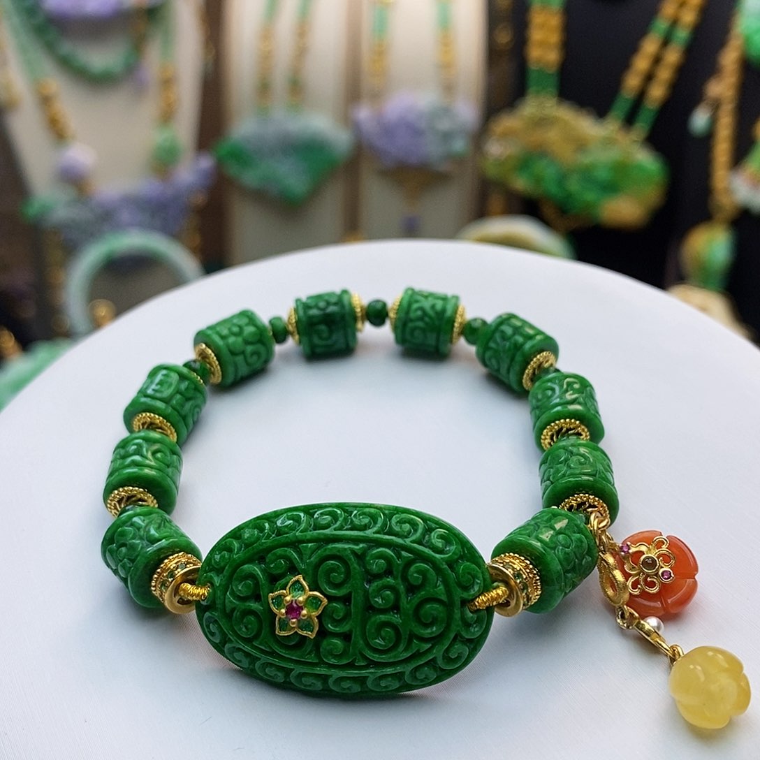 翡翠手链未镶嵌天然