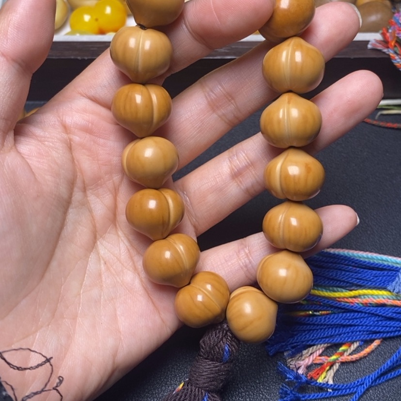 【闪购商品】吊坠猴头核桃小*椒光面17