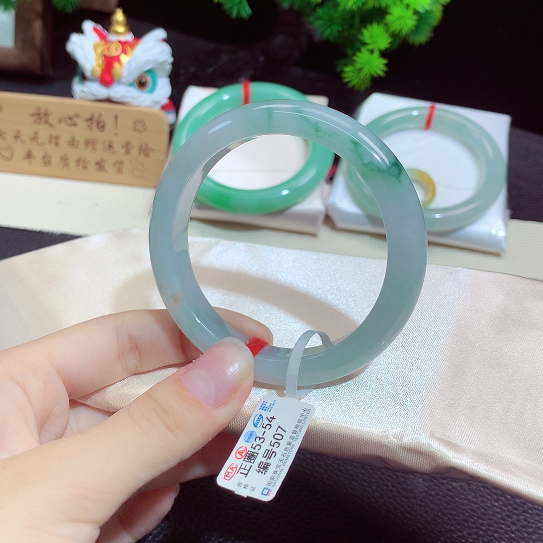 翡翠未镶嵌手镯507