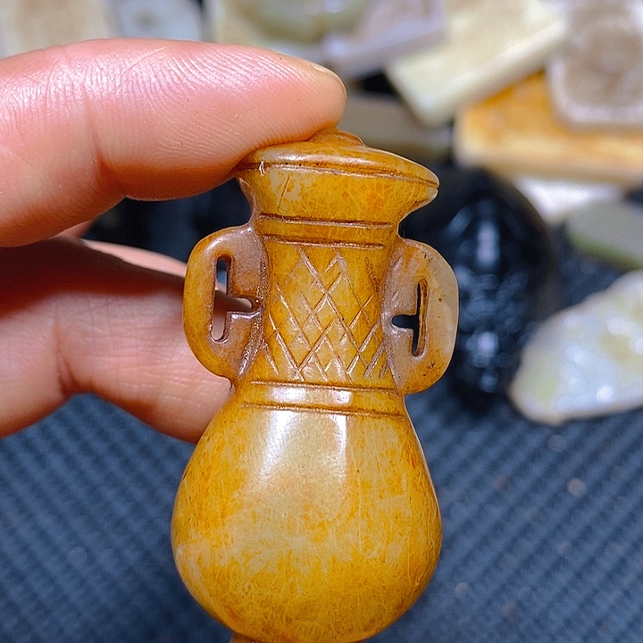 未镶嵌手链和田玉（糖玉）