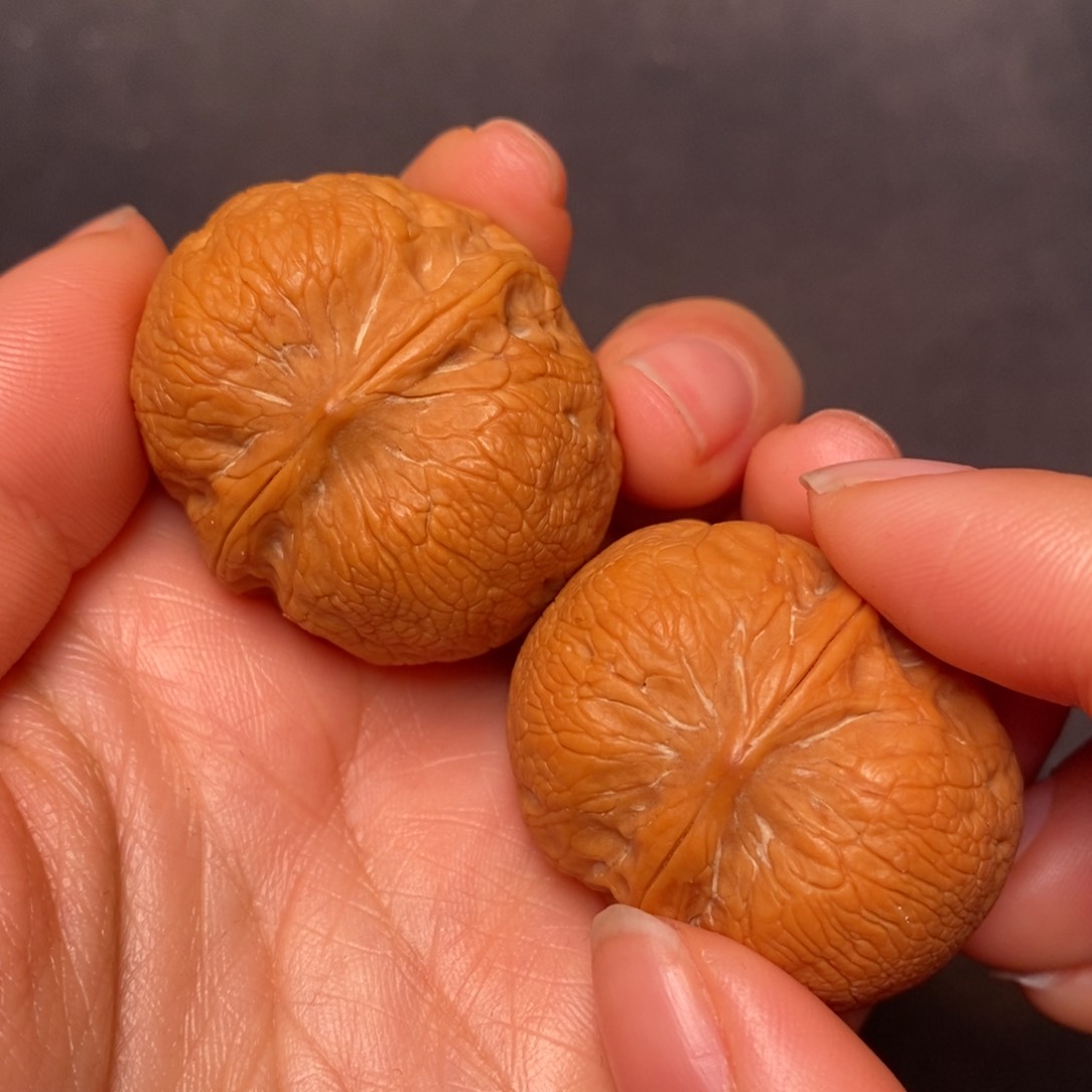 文玩核桃把件秦岭核桃