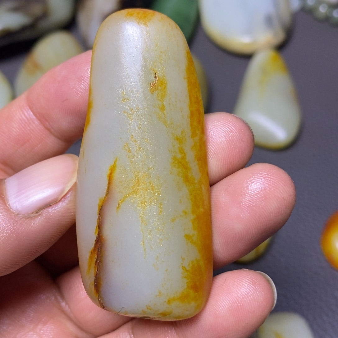 和田玉（糖玉）未镶嵌挂件