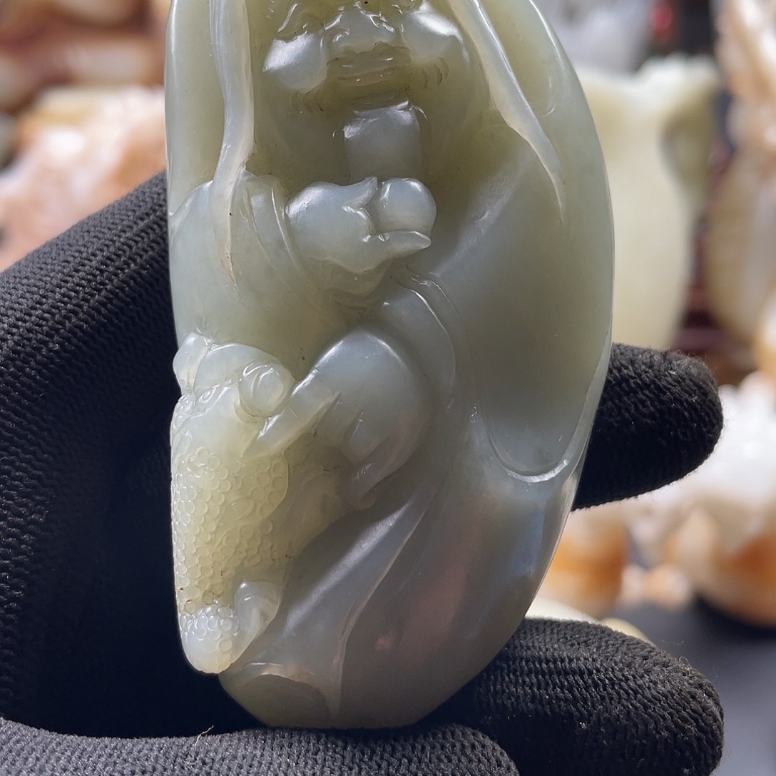 和田玉未镶嵌颈饰