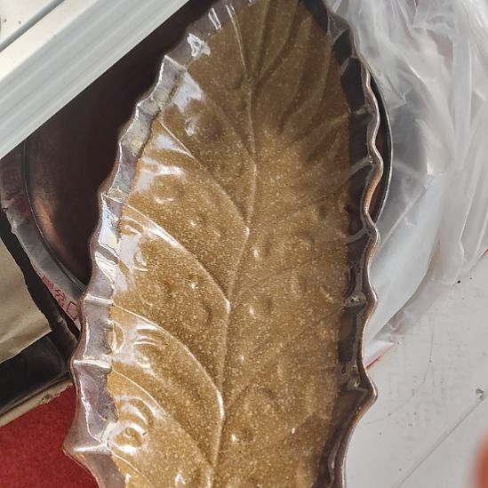 瓷片五厂，七厂各种摆件，瓷片，均有瑕疵！