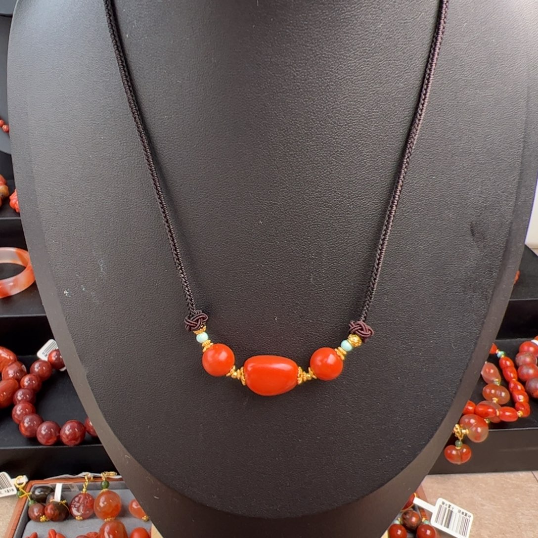 南红玛瑙未镶嵌（保山随型锁骨链9-12mm