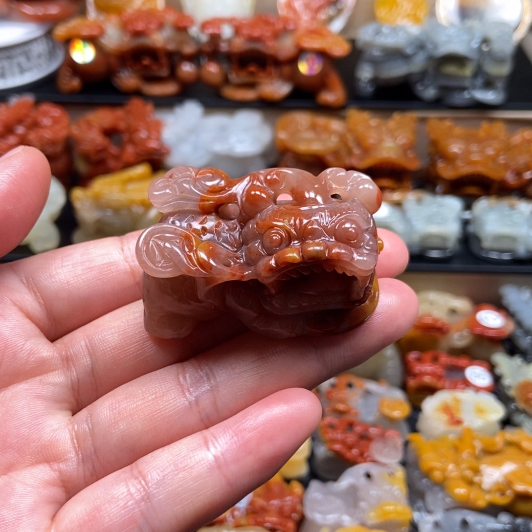 石英质玉（黄龙玉）挂件未镶嵌