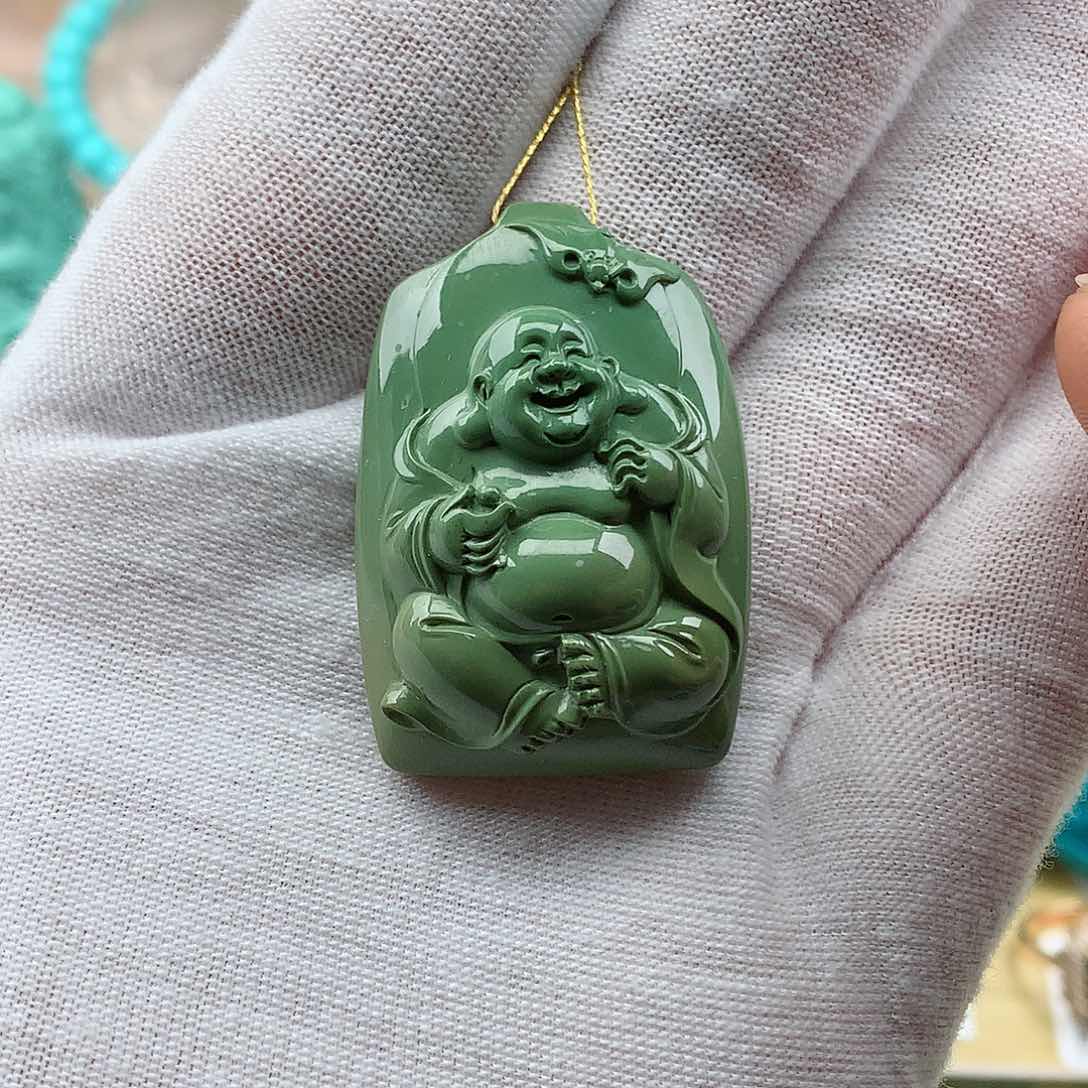 绿松石颈饰未镶嵌