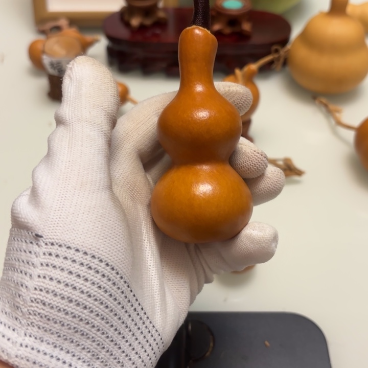 雪****天然手捻老皮葫芦